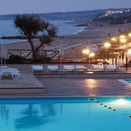 Kamarina Aparthotel